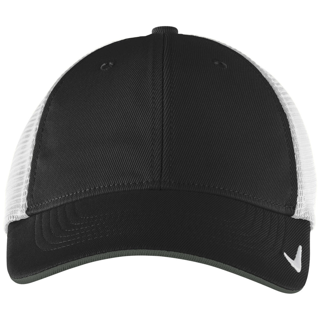 Nike NKAO9293 Dri-Fit Mesh Back Cap Black/ White L/XL