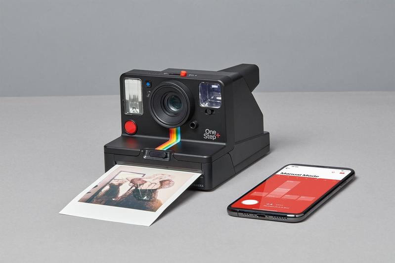 Polaroid Black OneStep+I-Type Instant Camera